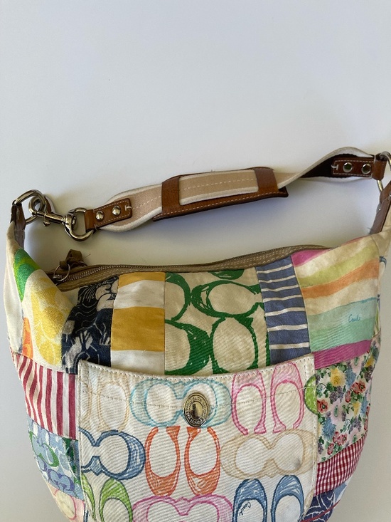 Coach Handbags - Coach Vintage Y2K Patchwork Hobo Shoulder Bag Style M0673-10441